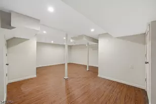 153 Tremont Ave, Orange, NJ 07050 - Photo 28