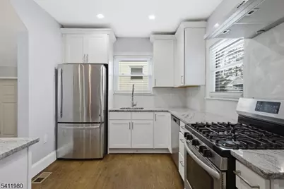 153 Tremont Ave, Orange, NJ 07050 - Photo 14