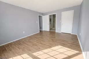 215 Rachel Ct, Franklin Township, NJ 08823 - Photo 8