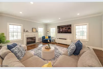 77 Haggerty Dr, West Orange Township, NJ 07052 - Photo 4