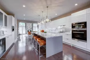 1474 Alpine Ridge Way, Mountainside, NJ 07092 - Photo 4