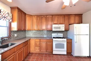 118 Lexington Ave, Cranford Township, NJ 07016 - Photo 10