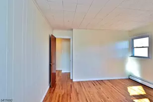 118 Lexington Ave, Cranford Township, NJ 07016 - Photo 16