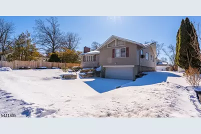 259 Oneida Ave, North Plainfield, NJ 07060 - Photo 2