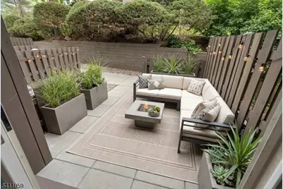 163 Marion Dr, West Orange Township, NJ 07052 - Photo 6