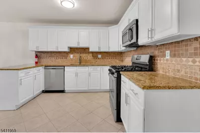 163 Marion Dr, West Orange Township, NJ 07052 - Photo 8