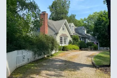 11 Miller Ave, Tewksbury Township, NJ 08858 - Photo 2