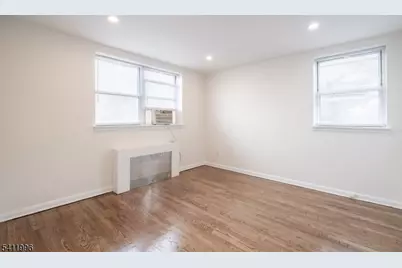 59-61 Brighton Avenue U #20, Belleville Twp., NJ 07109 - Photo 14