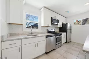 125 Tunison Rd, New Brunswick, NJ 08901 - Photo 2