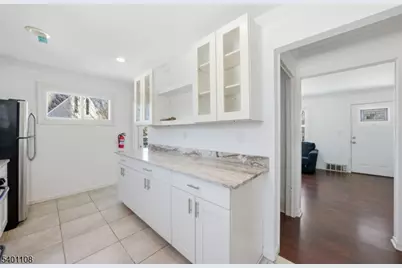 125 Tunison Rd, New Brunswick, NJ 08901 - Photo 4