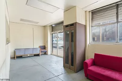 236 Park Ave, Newark, NJ 07107 - Photo 8