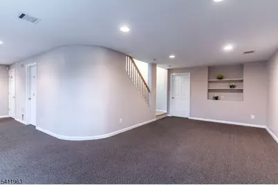 4 Shackamaxon Ter, Clinton Township, NJ 08801 - Photo 30