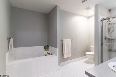 4 Shackamaxon Ter, Clinton Township, NJ 08801 - Photo 16