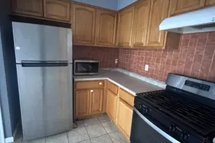 24 19th Ave, Newark, NJ 07103 - Photo 4