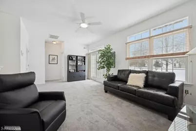 15 Republic Row, Franklin Township, NJ 08873 - Photo 24