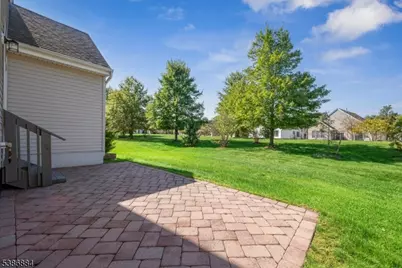 15 Republic Row, Franklin Township, NJ 08873 - Photo 34