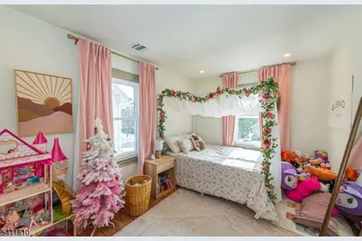 11 Hazlett St, Morristown, NJ 07960 - Photo 20