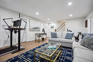 126 Brandywyne Dr, Florham Park, NJ 07932 - Photo 26