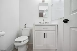 126 Brandywyne Dr, Florham Park, NJ 07932 - Photo 10