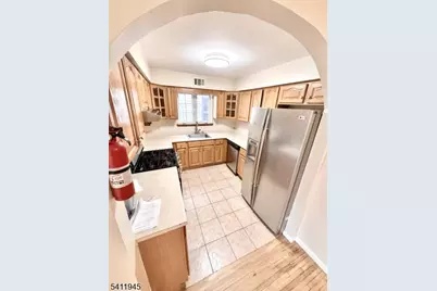 213 Palmer St #1, Elizabeth, NJ 07202 - Photo 10