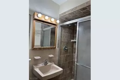 4 Chestnut St, Rutherford, NJ 07070 - Photo 10