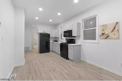 223 Pine St #1, Elizabeth, NJ 07206 - Photo 4