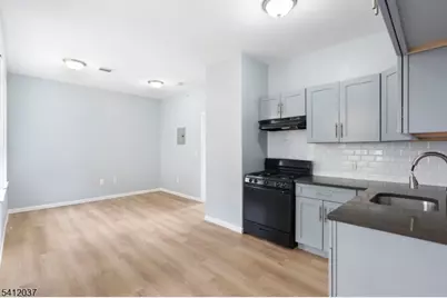 68 Garside St, Newark, NJ 07104 - Photo 2