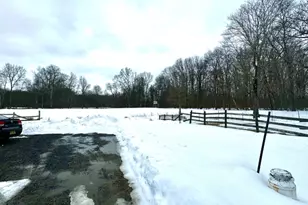 73 Featherbed Ln, Raritan Township, NJ 08822 - Photo 4