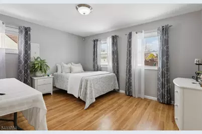 26 Linda Ave, Woodbridge Township, NJ 07067 - Photo 20