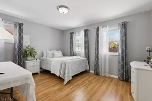 26 Linda Ave, Woodbridge Township, NJ 07067 - Photo 20