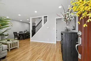 26 Linda Ave, Woodbridge Township, NJ 07067 - Photo 6