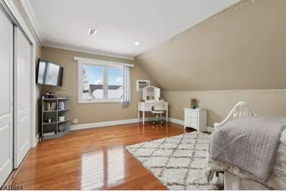 26 Linda Ave, Woodbridge Township, NJ 07067 - Photo 28