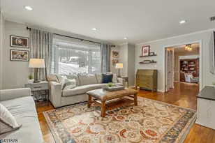 6 Thackery Ln, Mendham Township, NJ 07945 - Photo 10