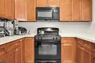 400 E Front St, Plainfield, NJ 07060 - Photo 10