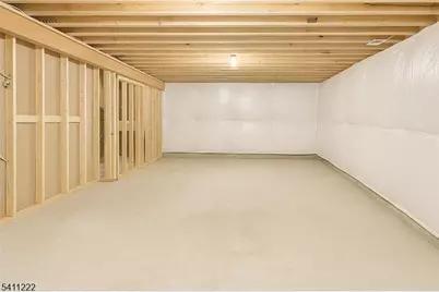 16 Glacier Way, Union Township, NJ 08867 - Photo 8