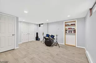 295 Tremont Ave, North Plainfield, NJ 07063 - Photo 24