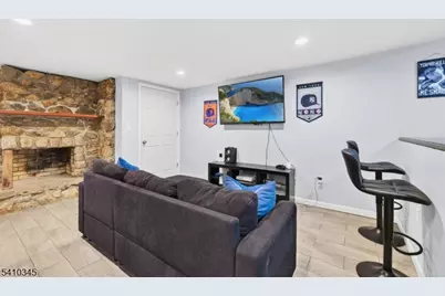 295 Tremont Ave, North Plainfield, NJ 07063 - Photo 22