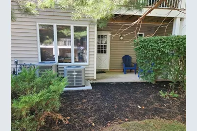7 Westchester Ter, Clinton Township, NJ 08801 - Photo 12