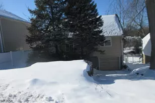 193 Newark Pompton Turnpike, Wayne, NJ 07470 - Photo 1