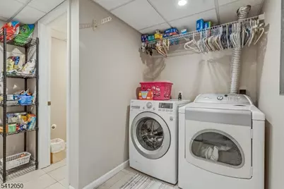 24 Lakeview Dr, Kinnelon, NJ 07405 - Photo 32