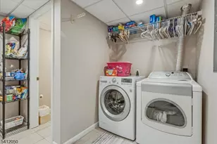 24 Lakeview Dr, Kinnelon, NJ 07405 - Photo 32