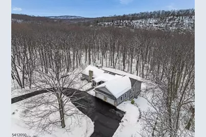 24 Lakeview Dr, Kinnelon, NJ 07405 - Photo 46