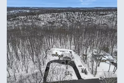 24 Lakeview Dr, Kinnelon, NJ 07405 - Photo 44