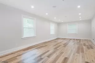 31 Oak Grove Rd, Caldwell, NJ 07006 - Photo 12