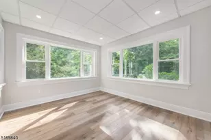 31 Oak Grove Rd, Caldwell, NJ 07006 - Photo 20