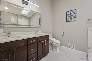 508 Reading Cir, Bridgewater, NJ 08807 - Photo 18