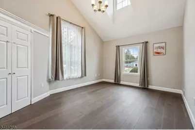 508 Reading Cir, Bridgewater, NJ 08807 - Photo 8