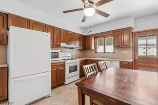 17 Grandview Ave, North Plainfield, NJ 07060 - Photo 8