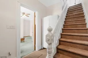 17 Grandview Ave, North Plainfield, NJ 07060 - Photo 2