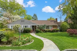 373 Upland Rd, Mountainside, NJ 07092 - Photo 1